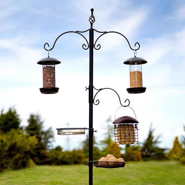 Tom Chambers Classic Bird Feeding Station